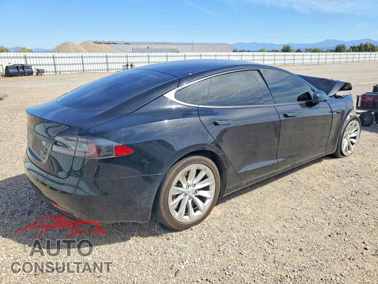 TESLA MODEL S 2017 - 5YJSA1E10HF192711