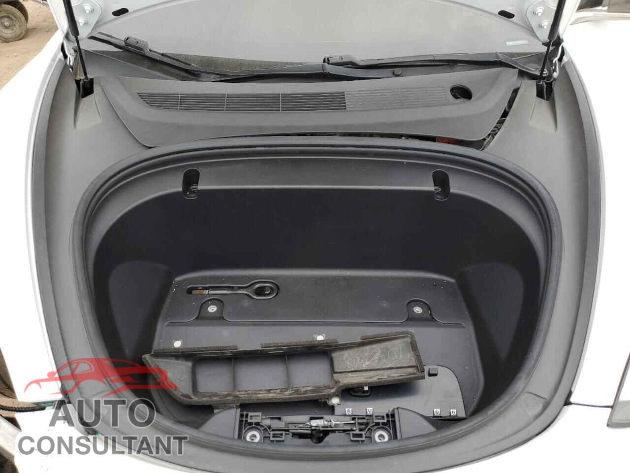 TESLA MODEL 3 2020 - 5YJ3E1EA2LF612616