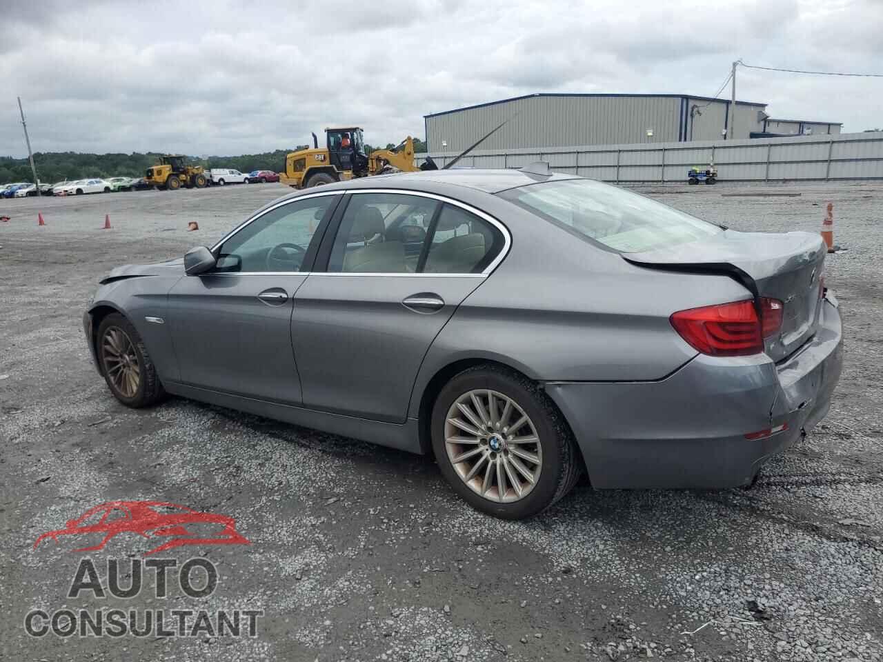 BMW 5 SERIES 2013 - WBAFU7C50DDU67767