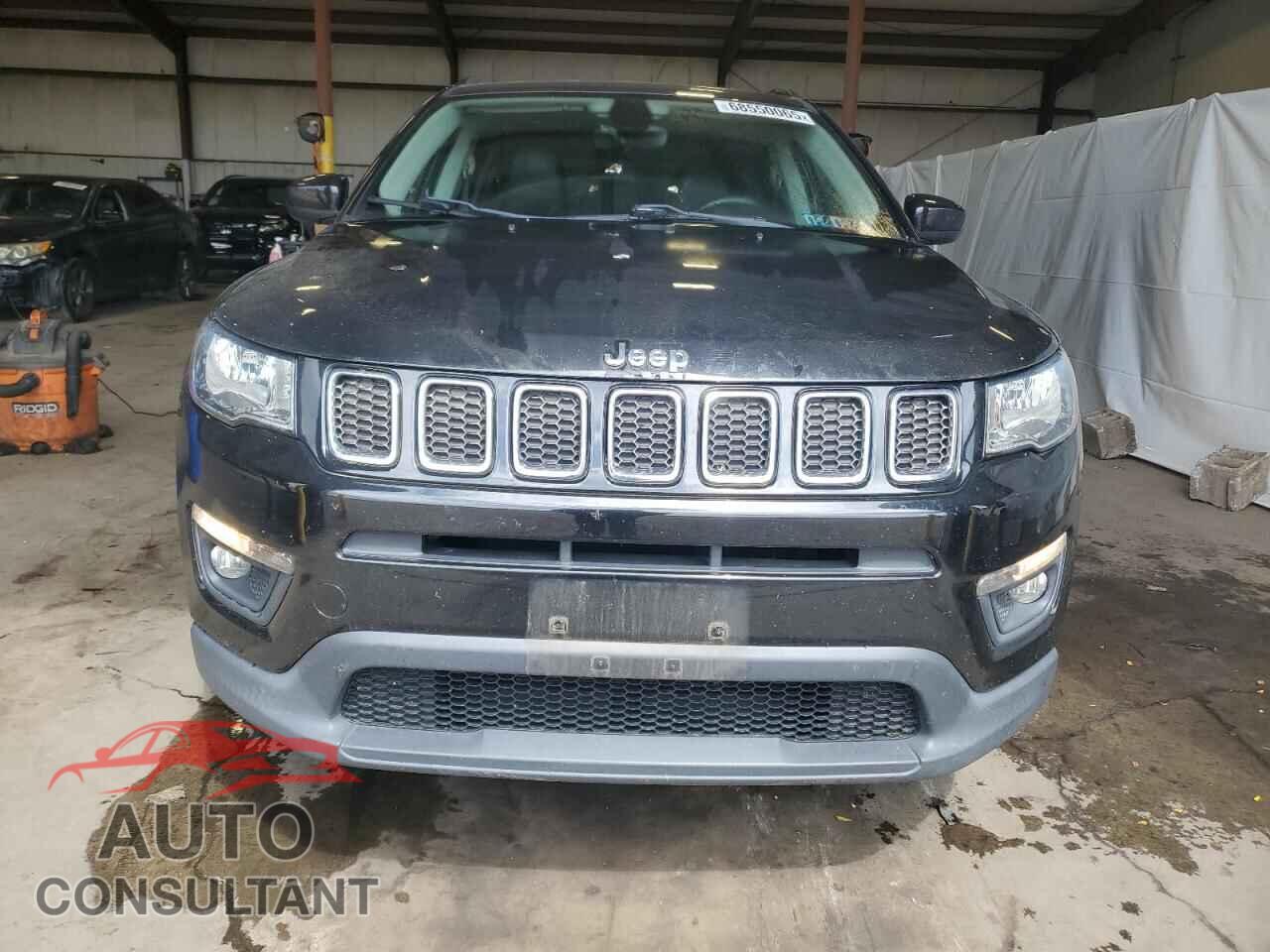 JEEP COMPASS 2018 - 3C4NJDBB2JT256394