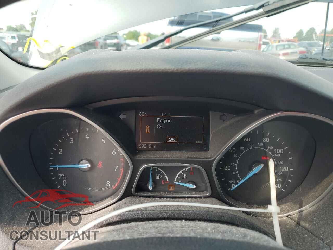 FORD FOCUS 2018 - 1FADP3FE0JL332365