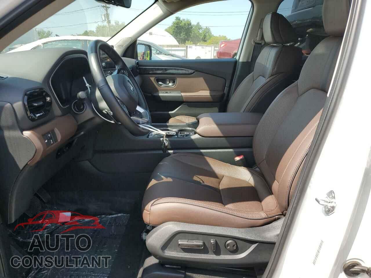 HONDA PILOT 2023 - 5FNYG1H84PB046182