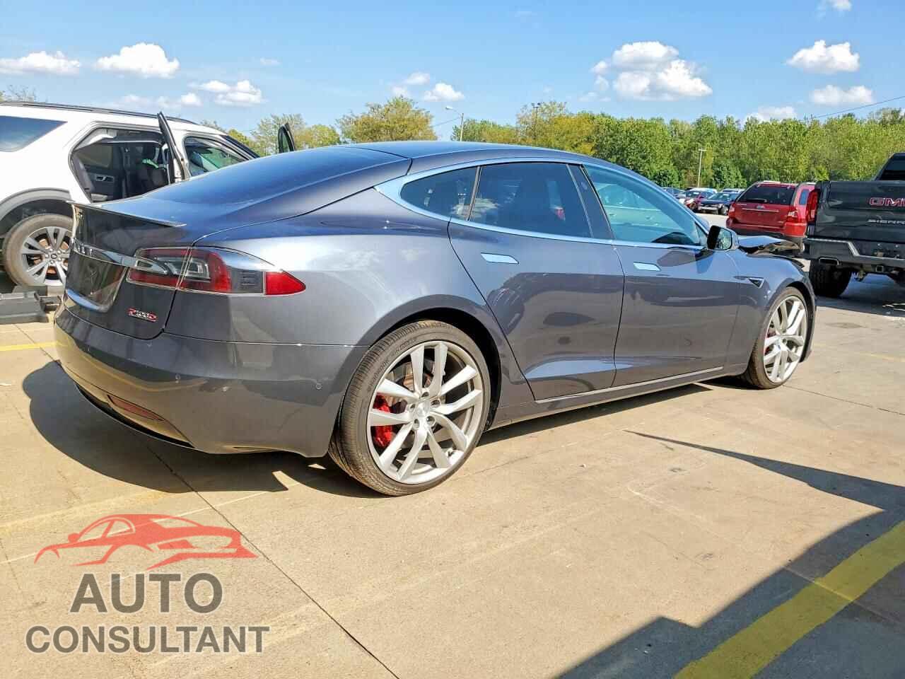 TESLA MODEL S 2019 - 5YJSA1E44KF301110