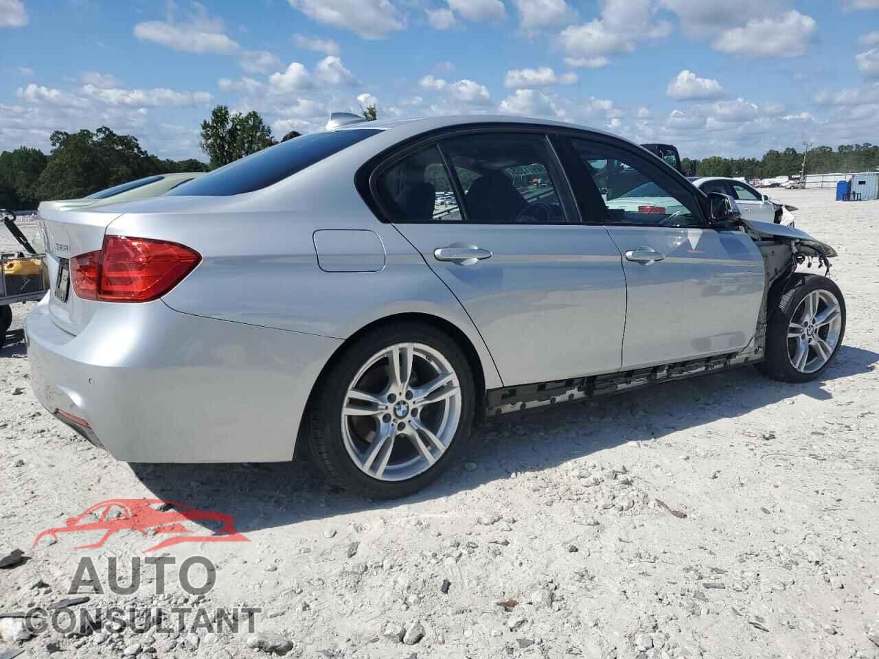 BMW 3 SERIES 2013 - WBA3A5C54DF359639