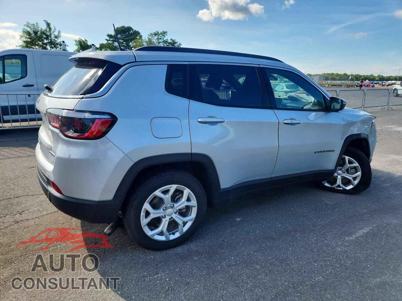 JEEP COMPASS 2024 - 3C4NJDBN4RT113744