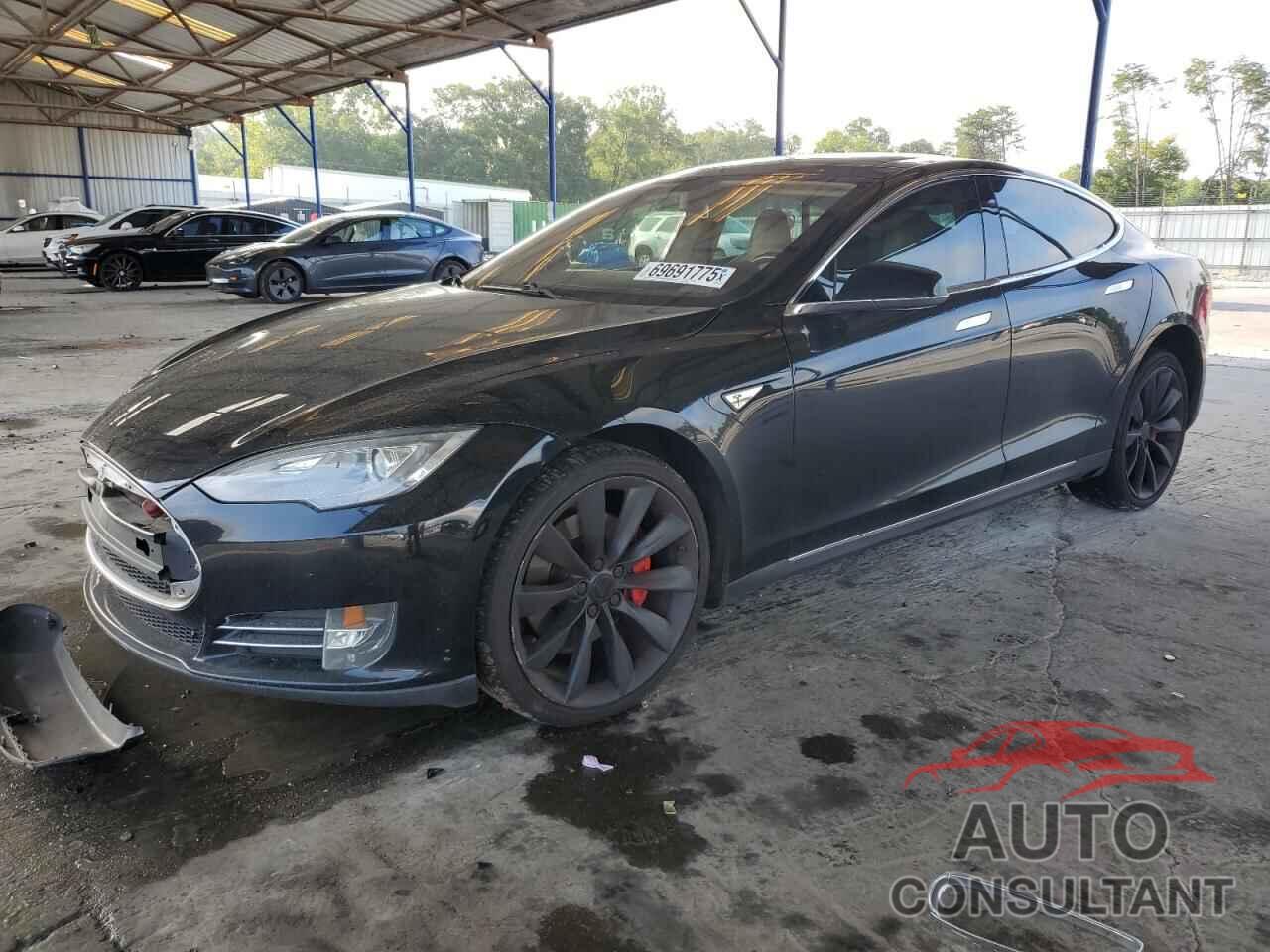 TESLA MODEL S 2013 - 5YJSA1DP5DFP07055