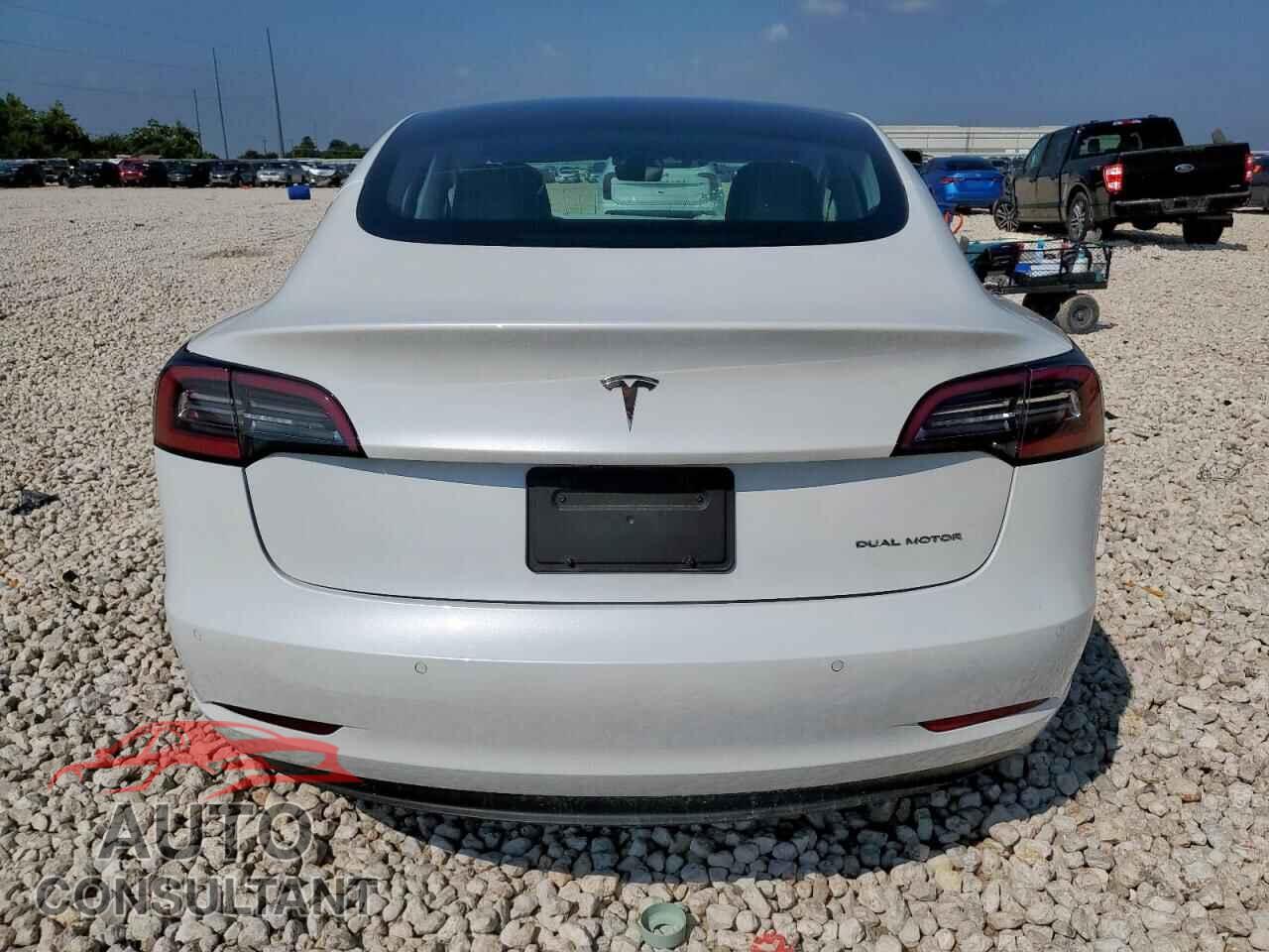 TESLA MODEL 3 2020 - 5YJ3E1EB4LF744429
