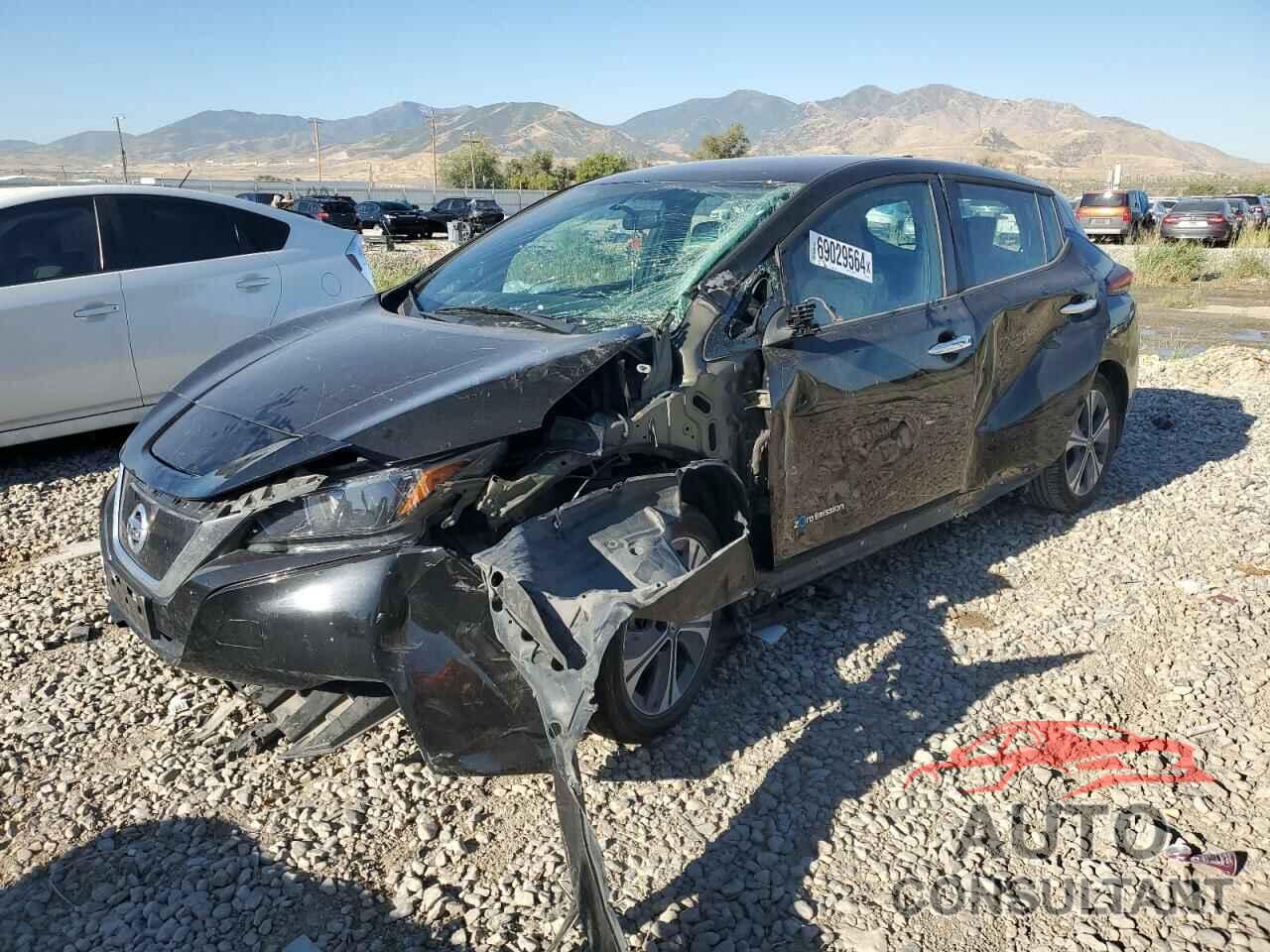 NISSAN LEAF 2018 - 1N4AZ1CP1JC302718