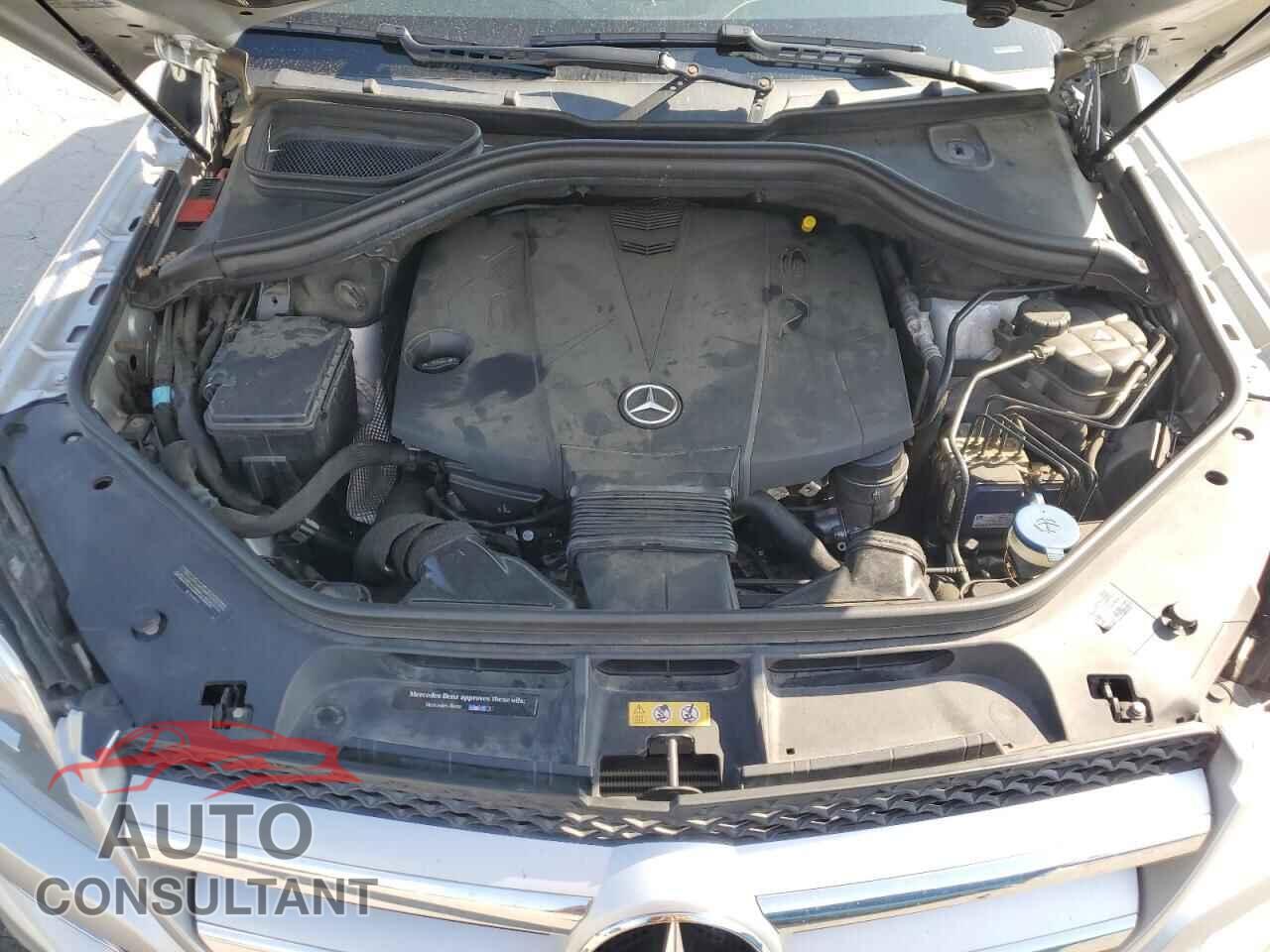 MERCEDES-BENZ GL-CLASS 2015 - 4JGDF2EE2FA572802