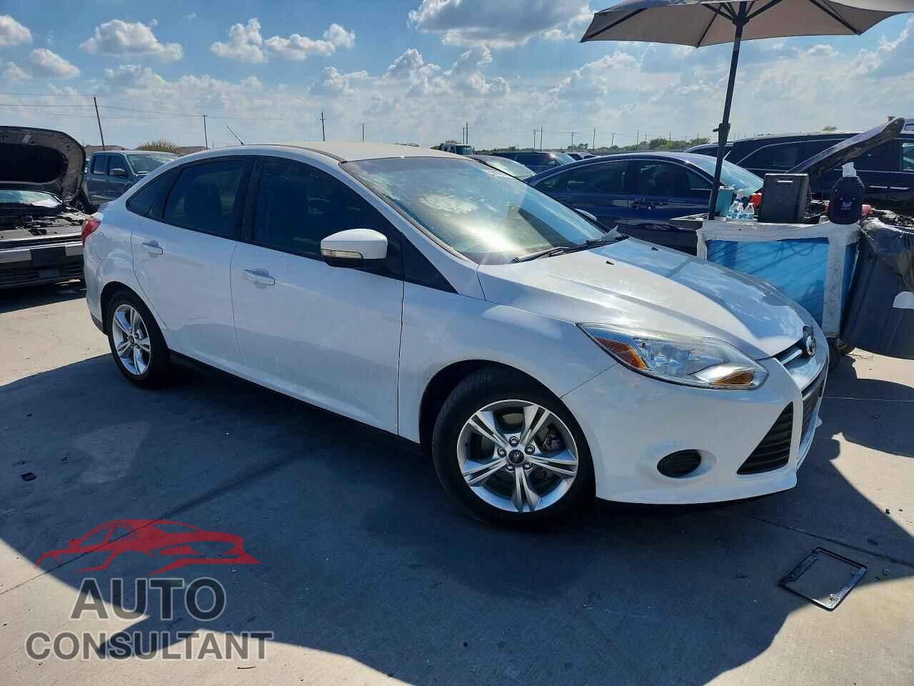 FORD FOCUS 2014 - 1FADP3F26EL155333