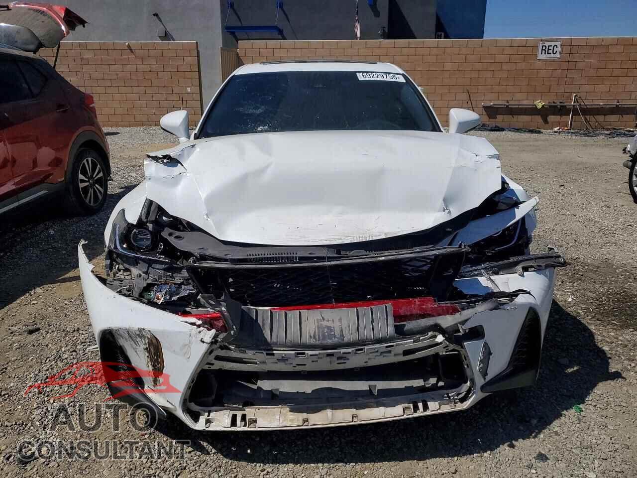LEXUS IS 2017 - JTHBA1D21H5046411
