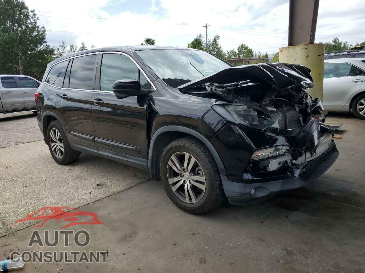 HONDA PILOT 2017 - 5FNYF6H58HB025178