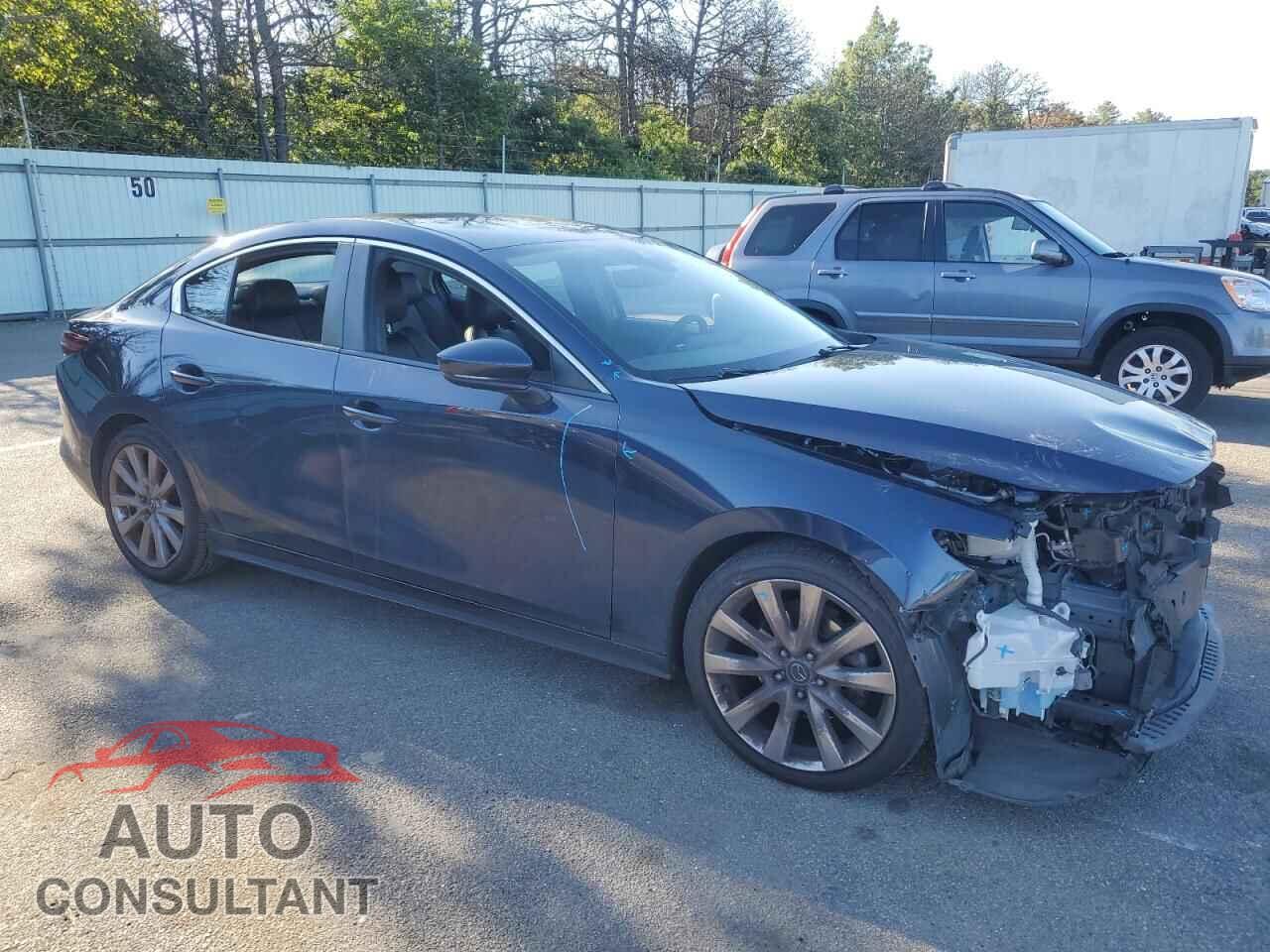 MAZDA 3 2019 - JM1BPBAM3K1116632