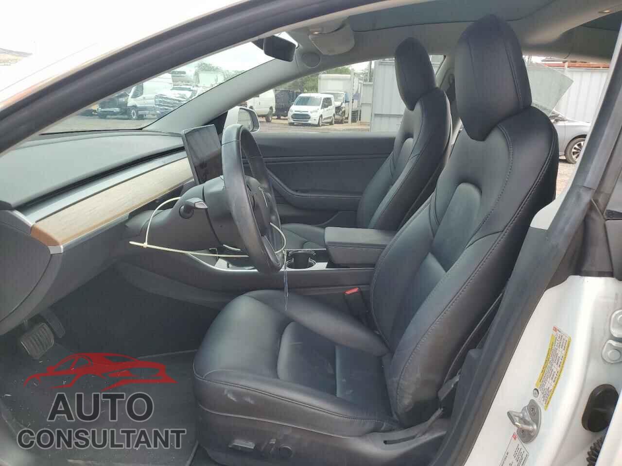 TESLA MODEL 3 2018 - 5YJ3E1EB0JF094804