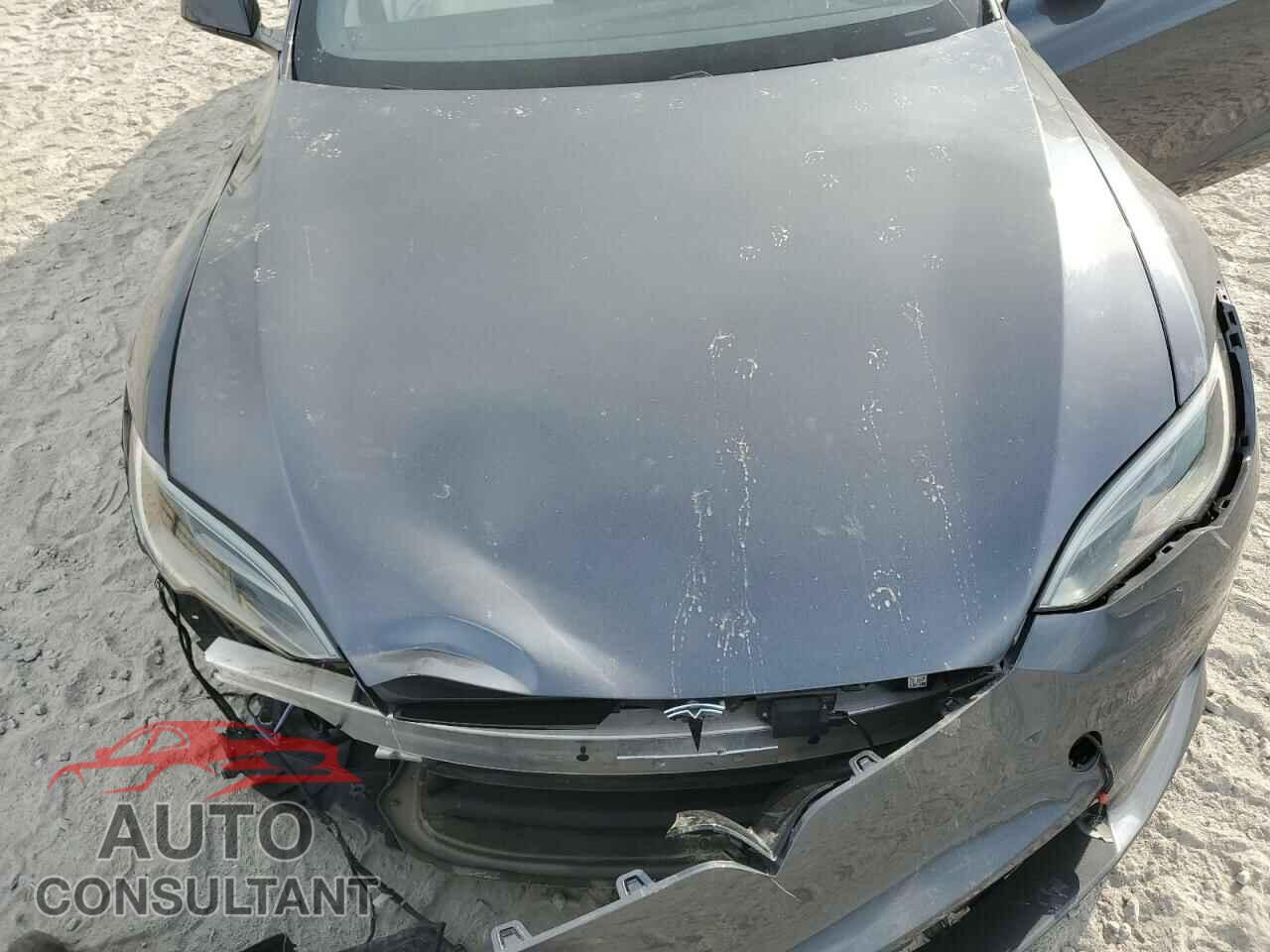 TESLA MODEL S 2023 - 5YJSA1E52PF500527