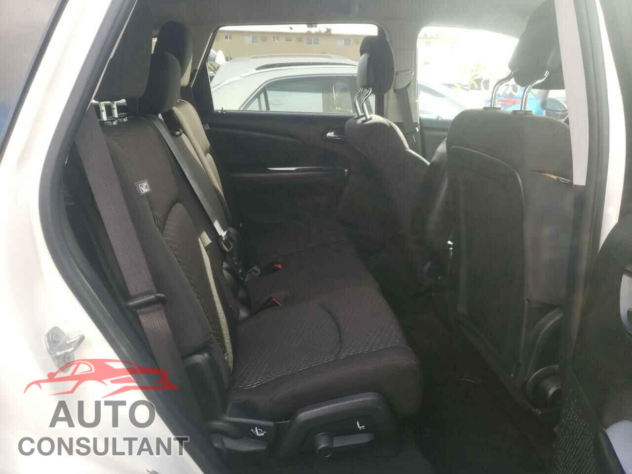 DODGE JOURNEY 2017 - 3C4PDCBG2HT573110