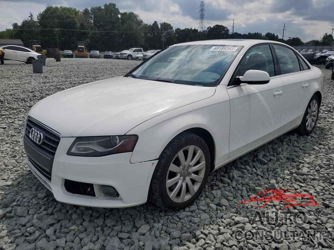 AUDI A4 2011 - WAUFFAFL9BN027488