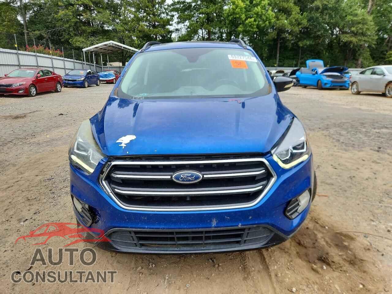 FORD ESCAPE 2017 - 1FMCU9JD2HUD19004