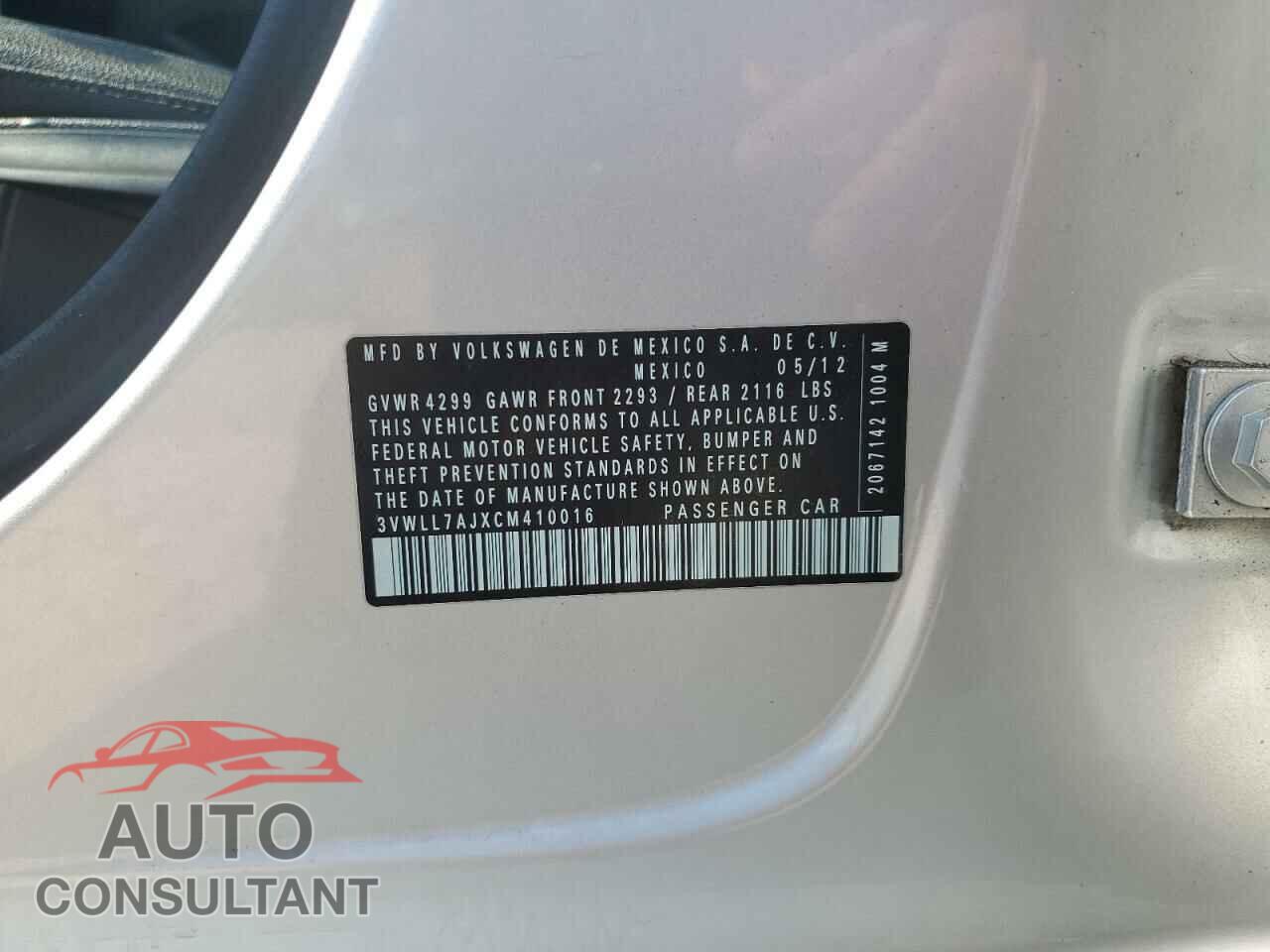 VOLKSWAGEN JETTA 2012 - 3VWLL7AJXCM410016