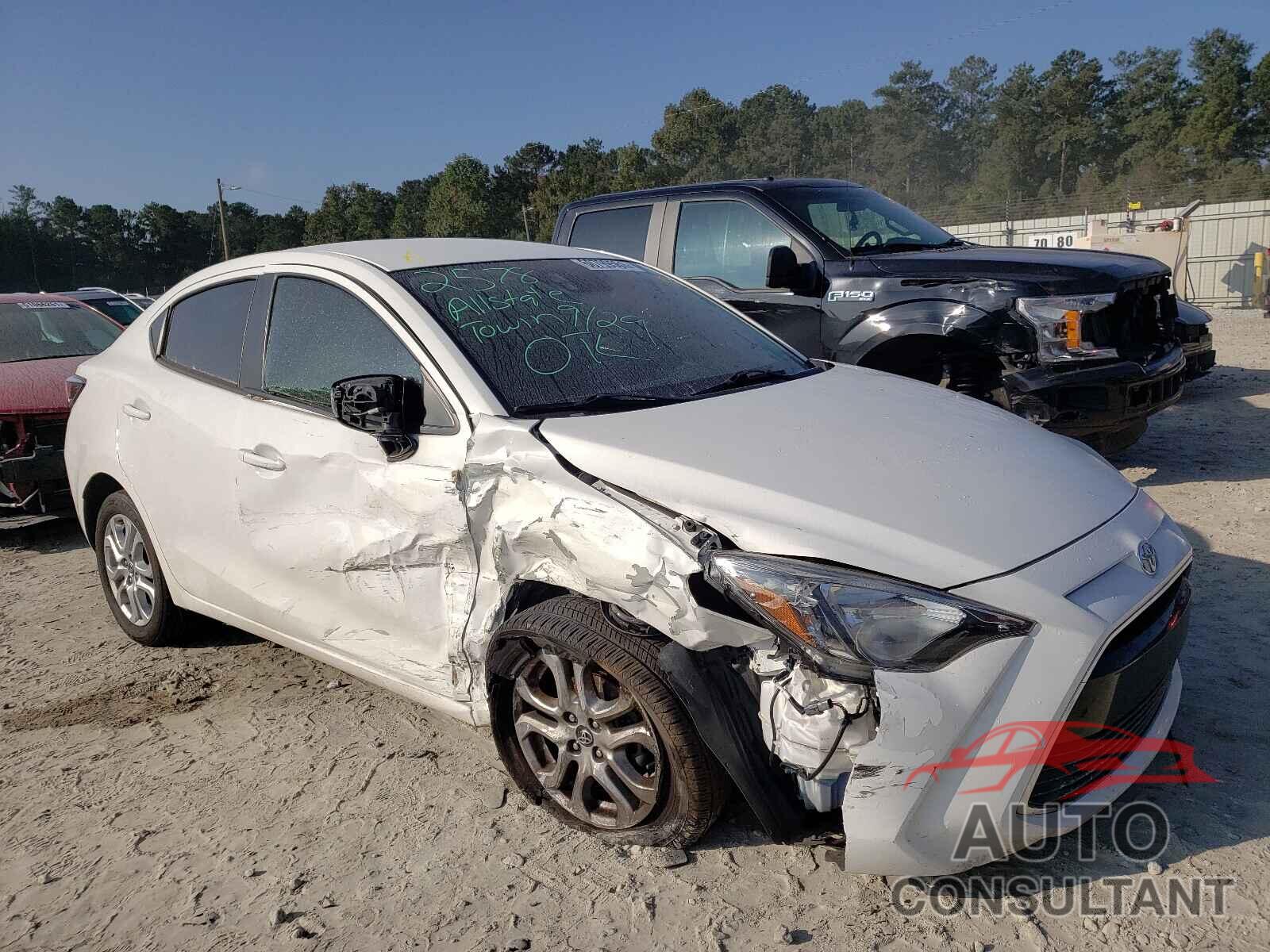 TOYOTA YARIS 2018 - 3MYDLBYV3JY320698