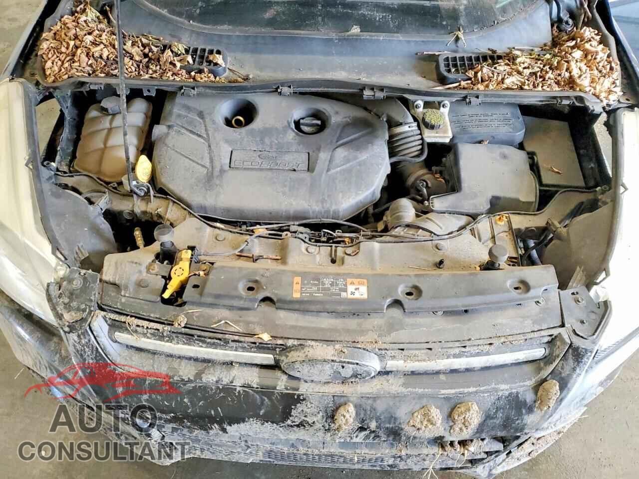 FORD ESCAPE 2015 - 1FMCU9G95FUC06468