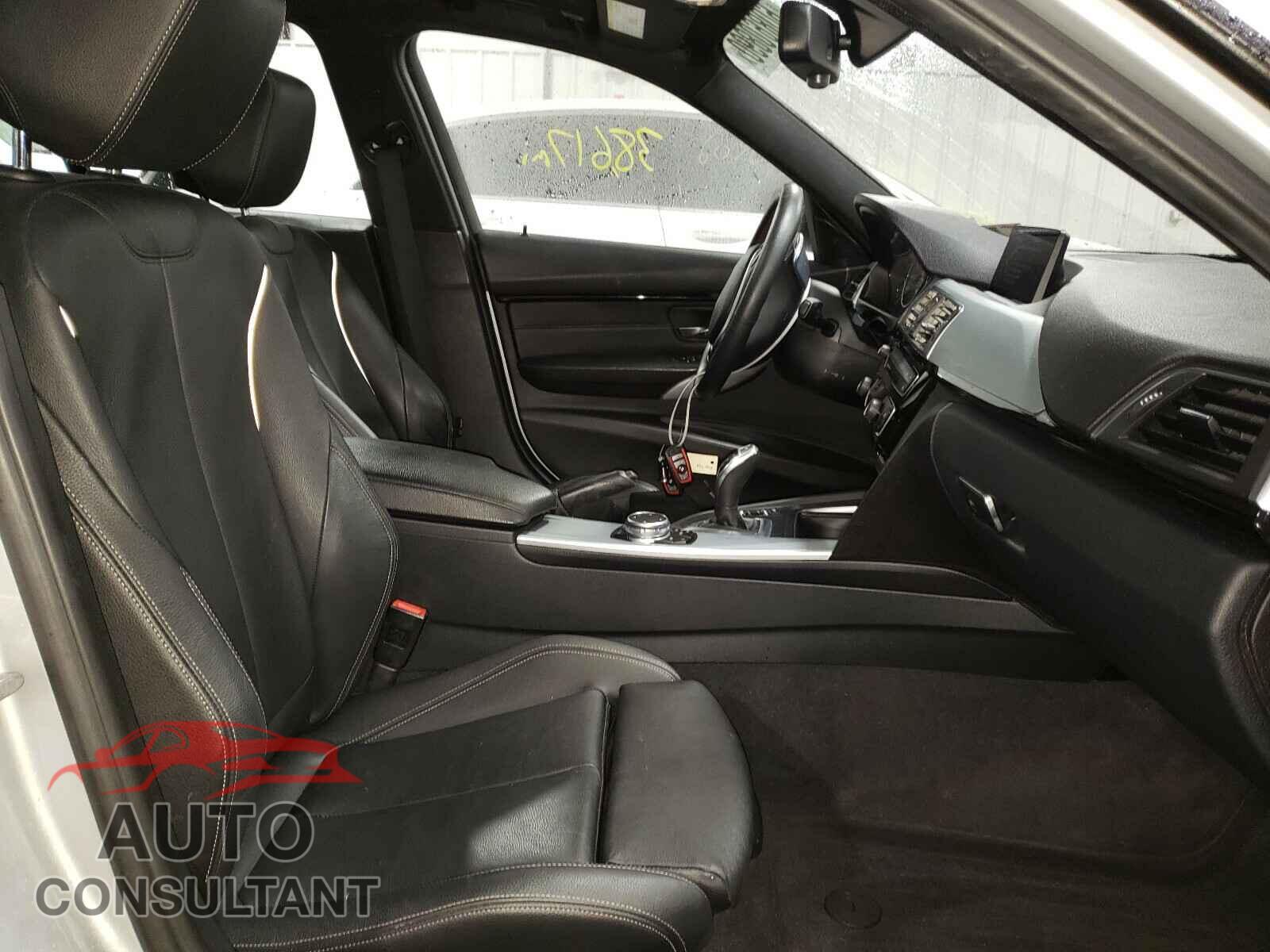 BMW 3 SERIES 2016 - WBA8E3G52GNT79357