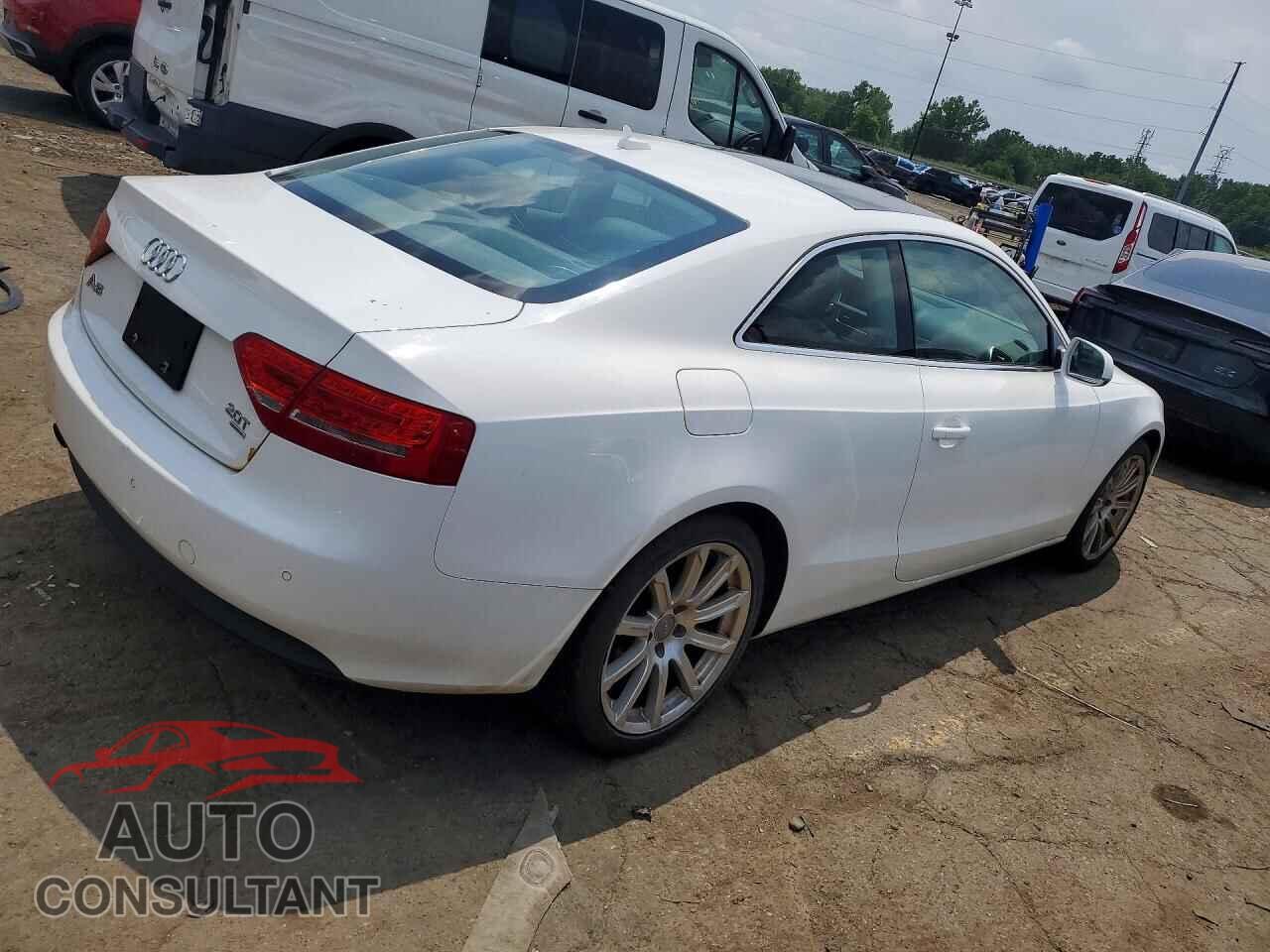 AUDI A5 2011 - WAULFAFR9BA080948