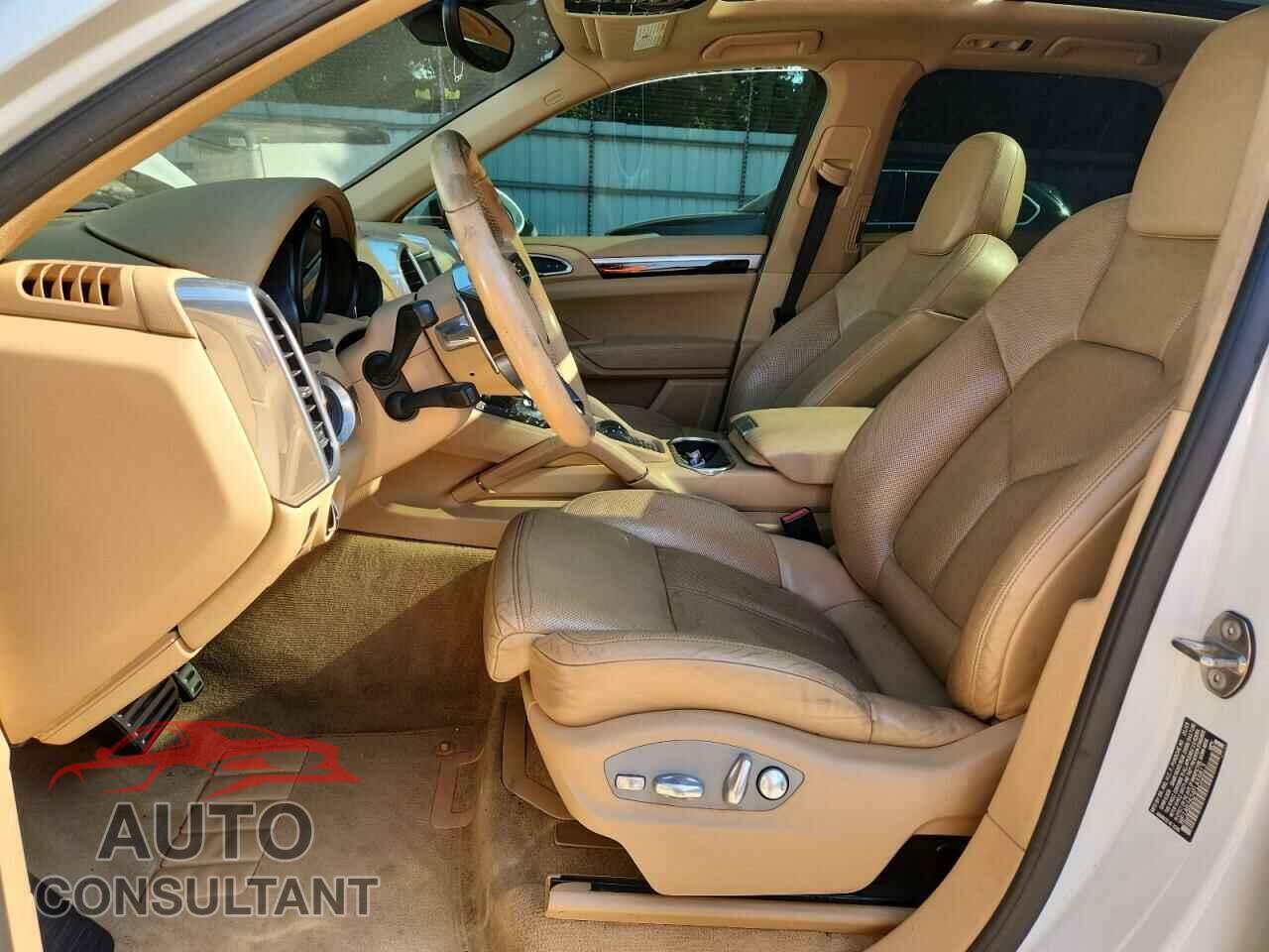 PORSCHE CAYENNE 2015 - WP1AB2A24FLA59813