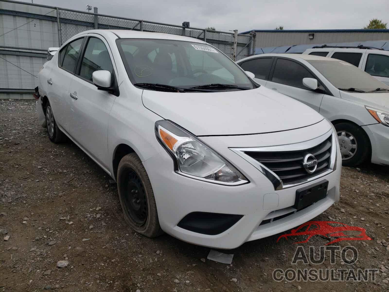 NISSAN VERSA 2018 - 3N1CN7AP2JL871590