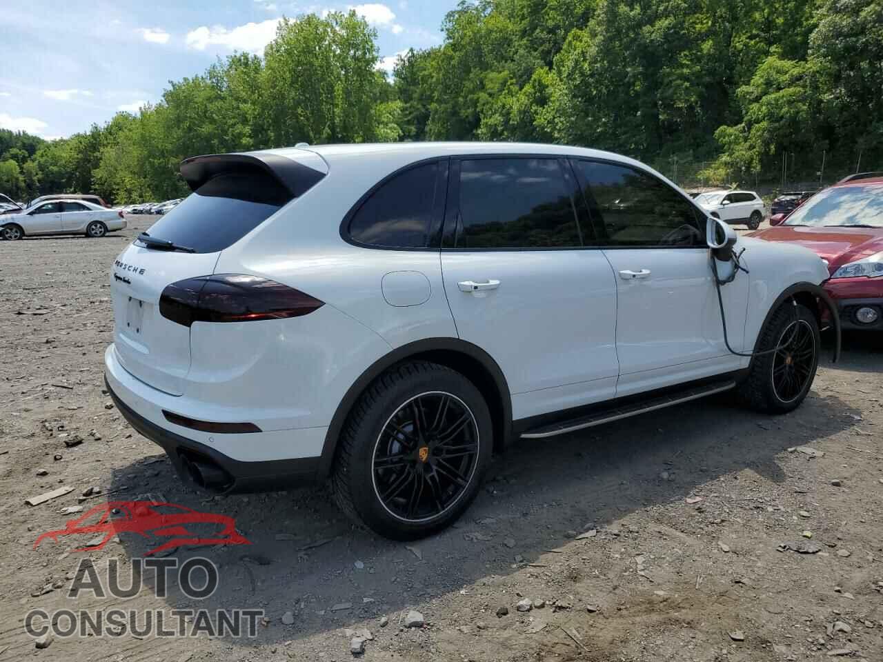 PORSCHE CAYENNE 2015 - WP1AC2A24FLA80819