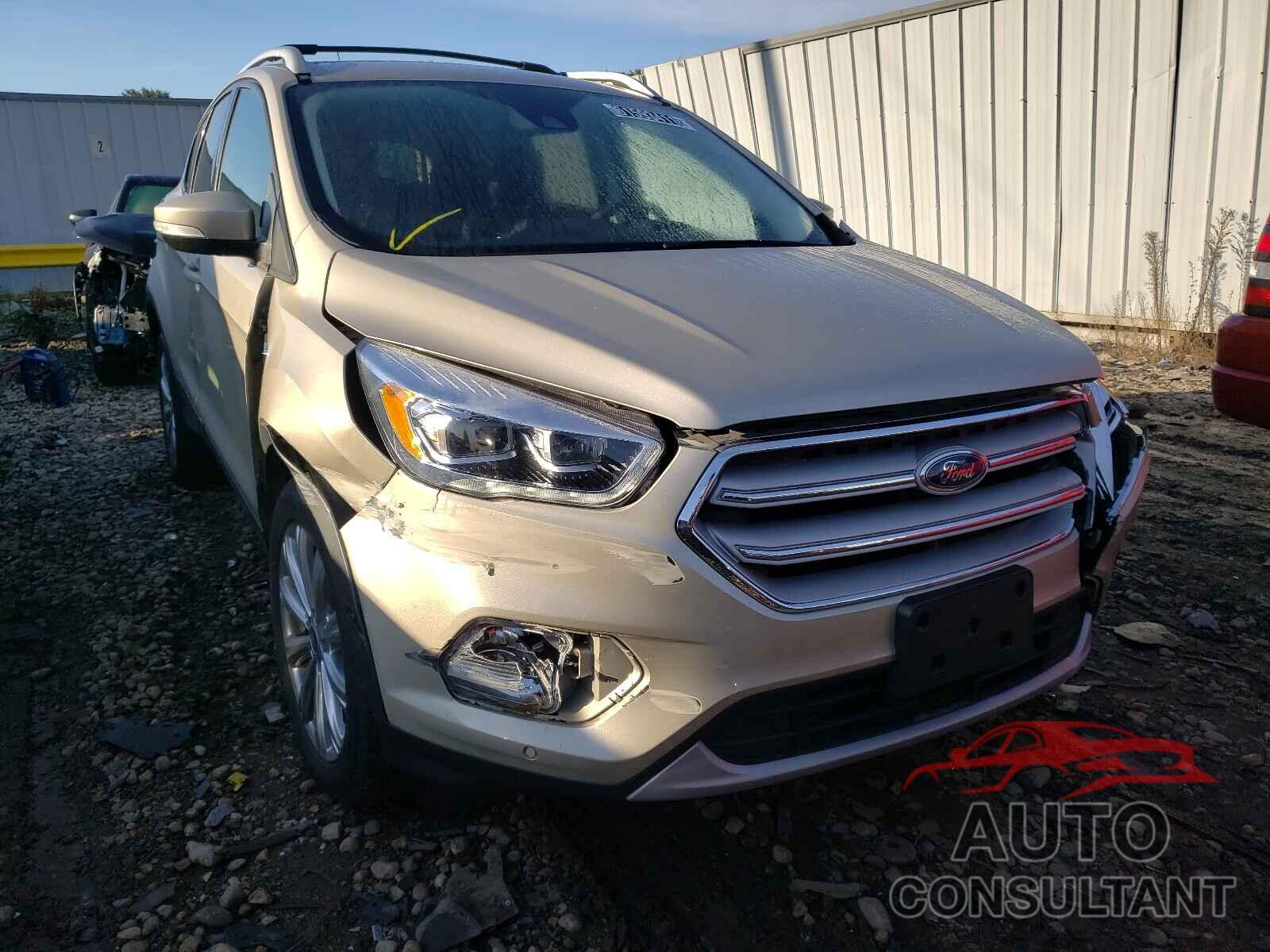 FORD ESCAPE 2018 - 1FMCU0J91JUC32224