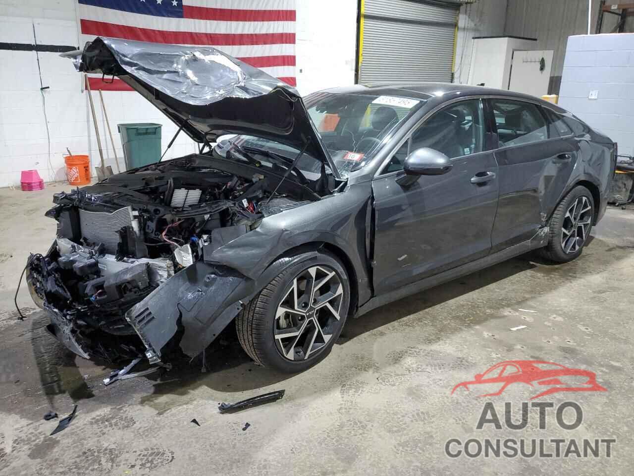 KIA K5 2025 - KNAG34J74S5311877