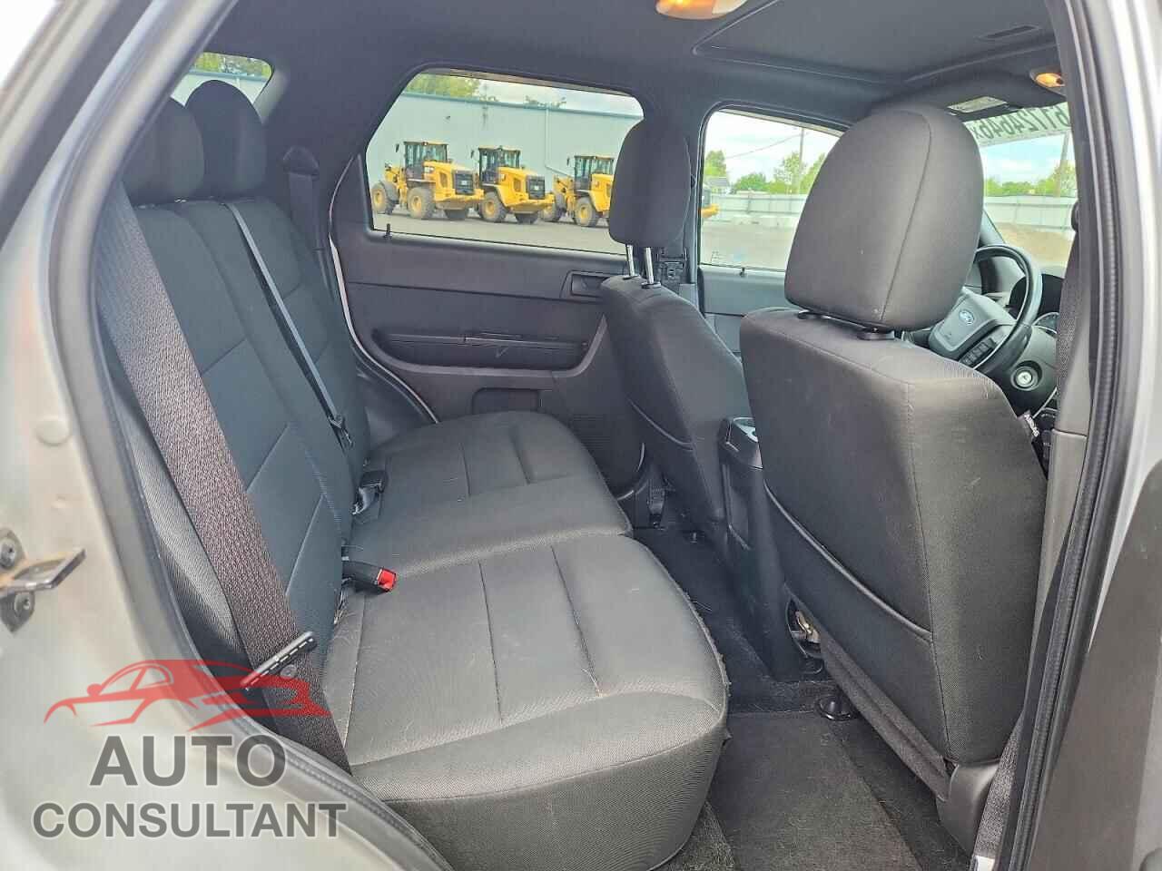 FORD ESCAPE 2011 - 1FMCU9D74BKC49885