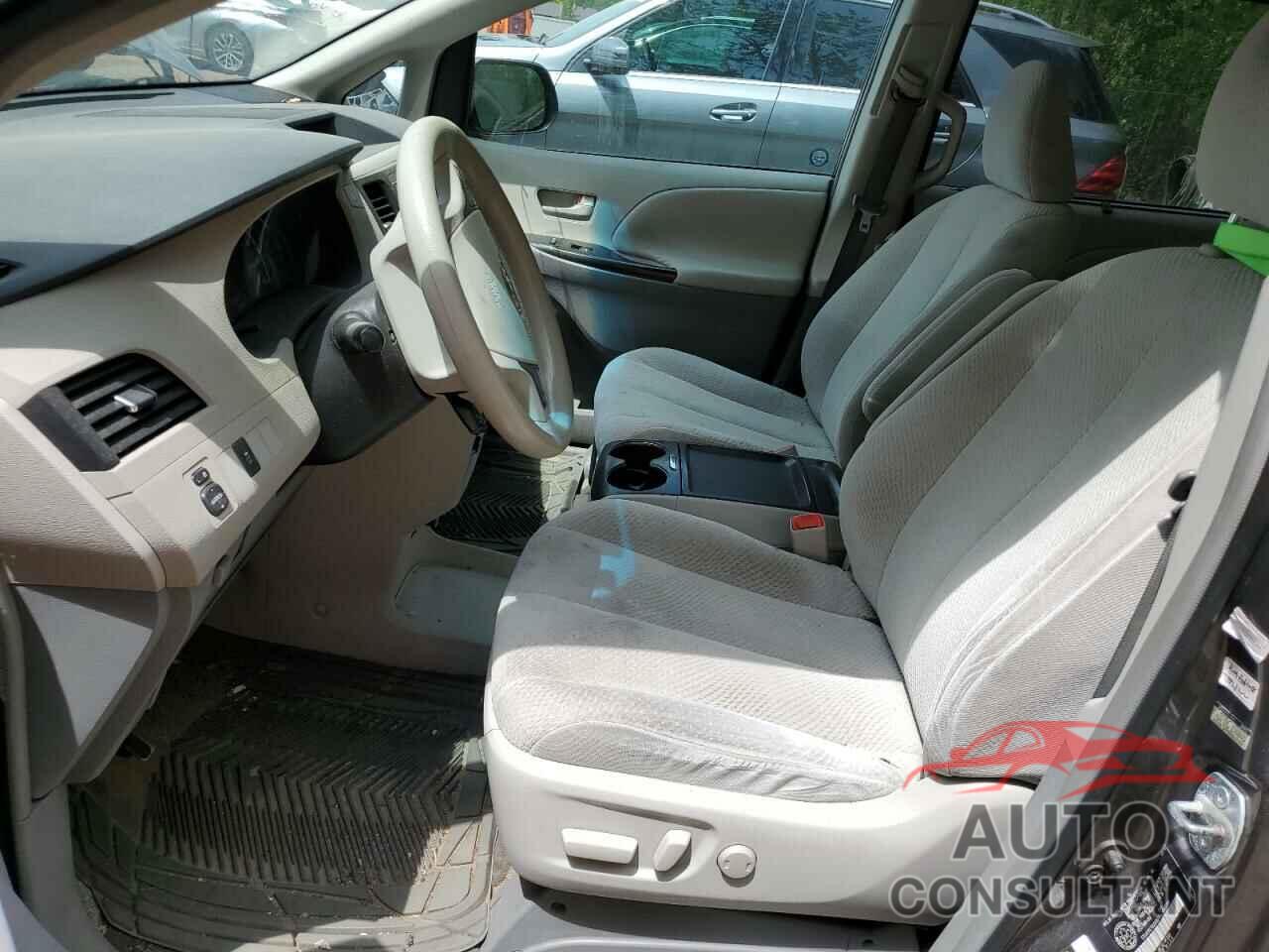TOYOTA All Models 2011 - 5TDJK3DC7BS009671