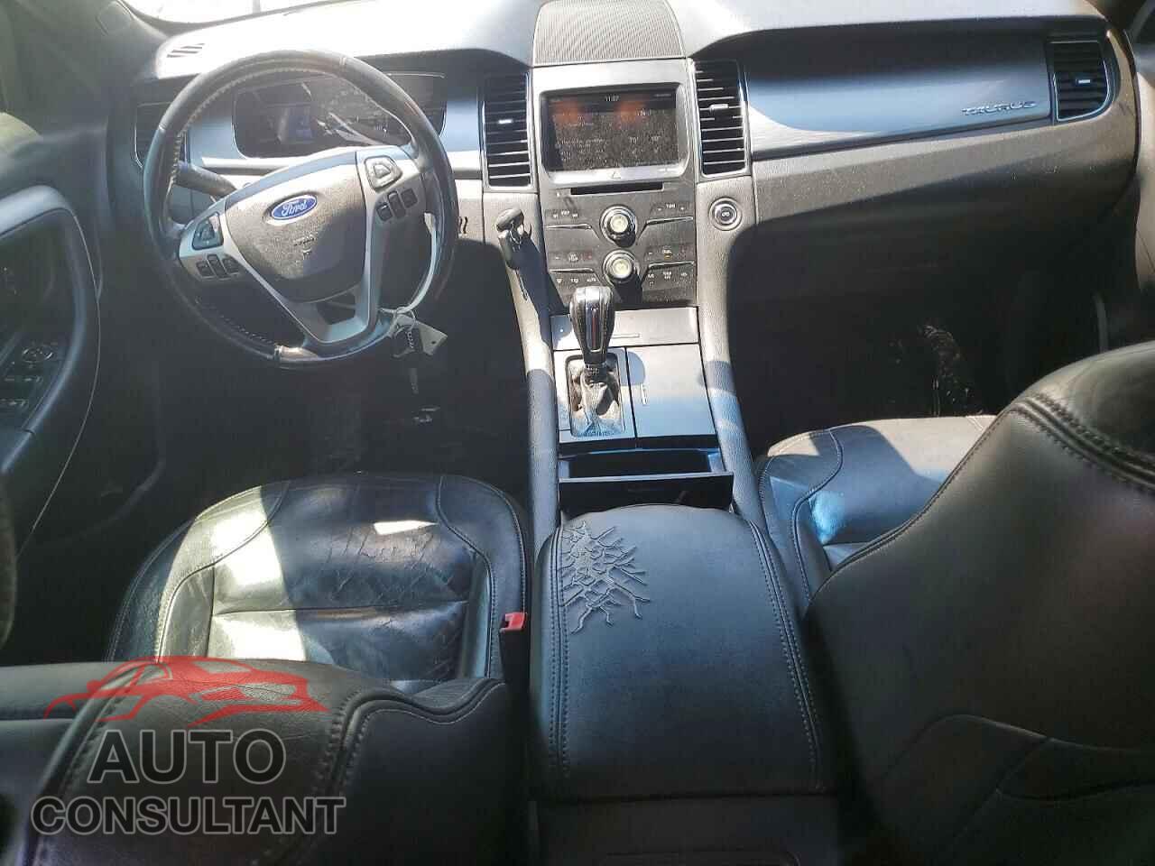 FORD TAURUS 2013 - 1FAHP2E85DG129217