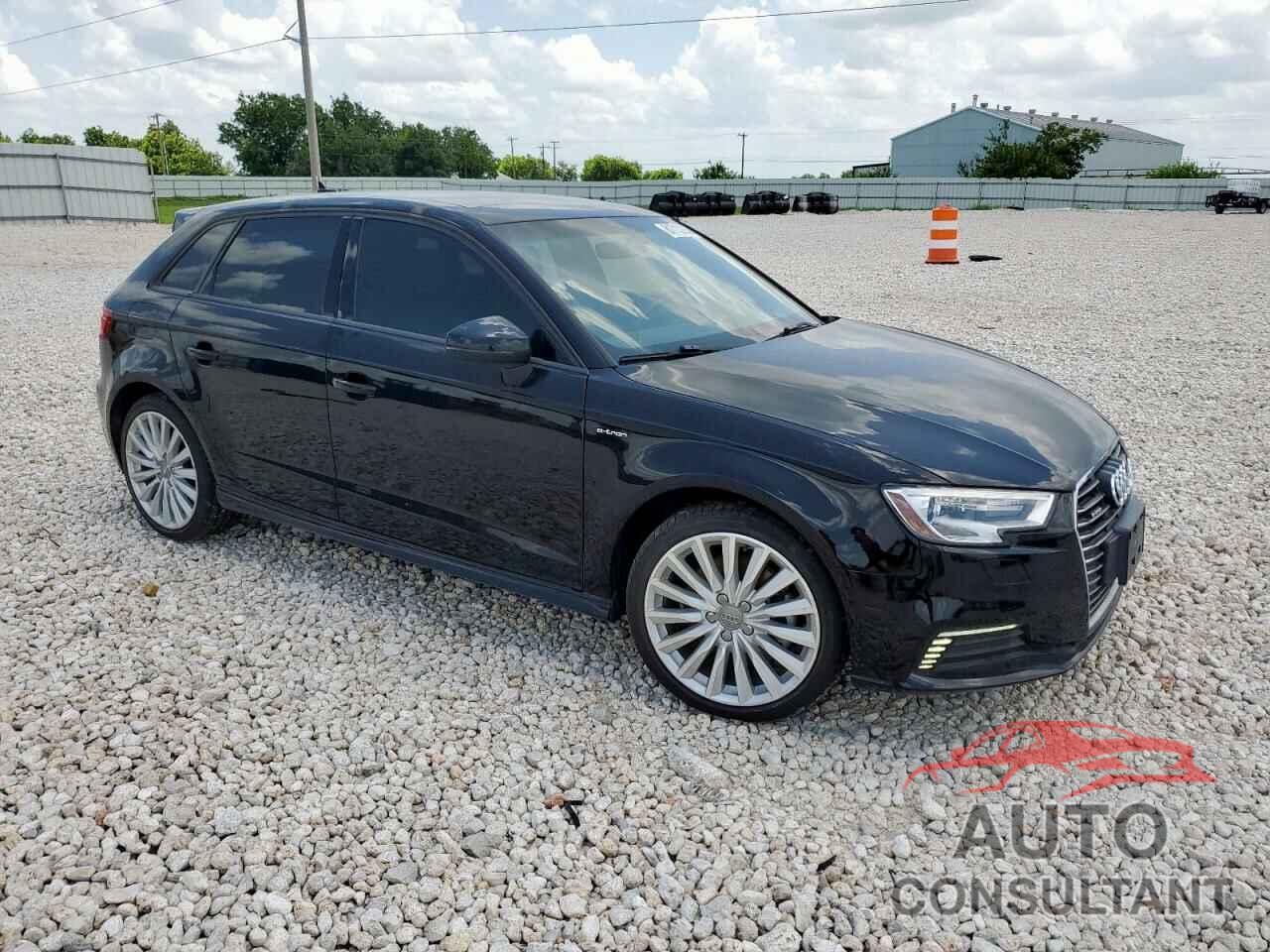 AUDI A3 2017 - WAUUPBFF8HA089646