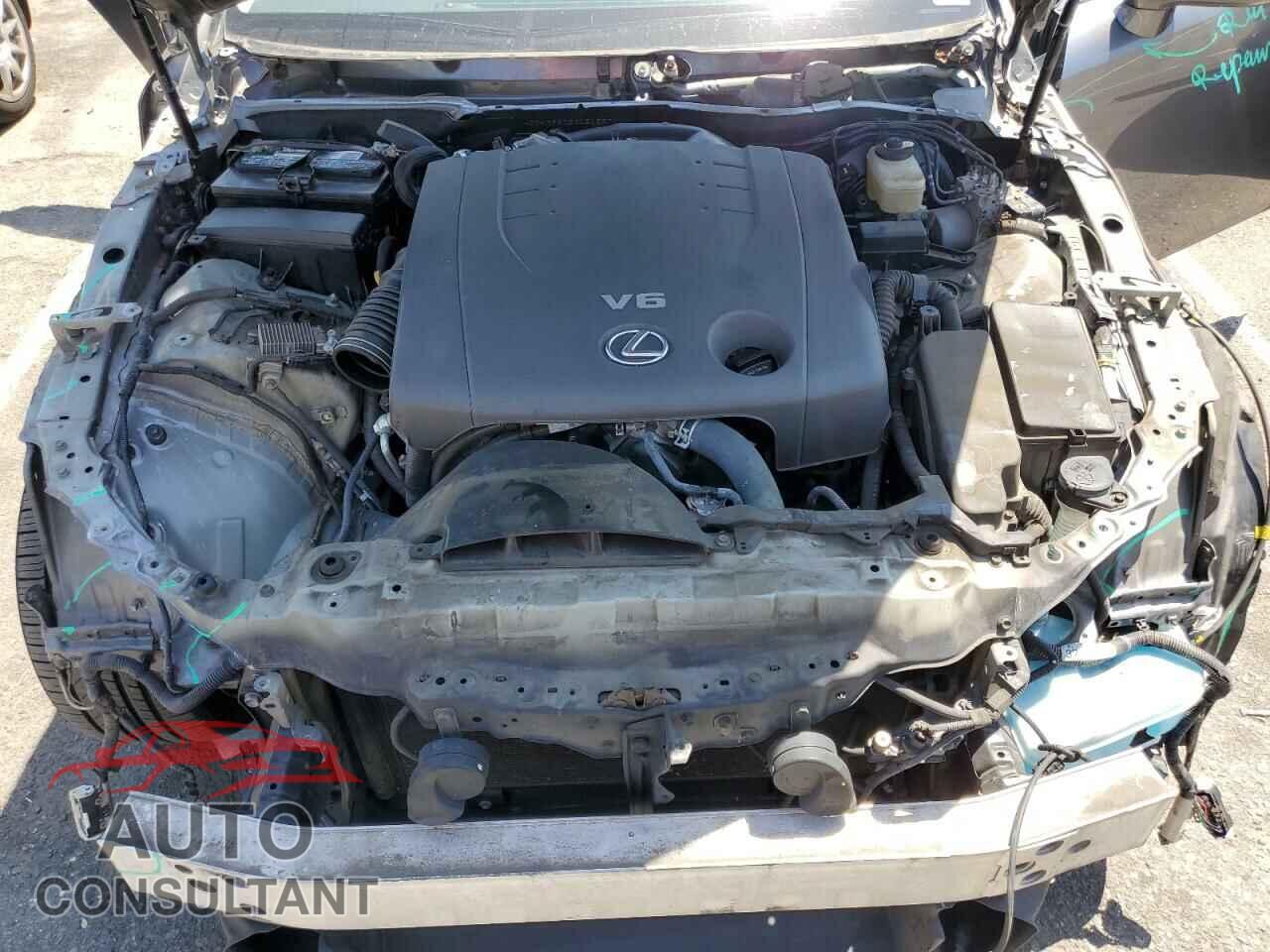 LEXUS IS 2013 - JTHBF5C23D5189798