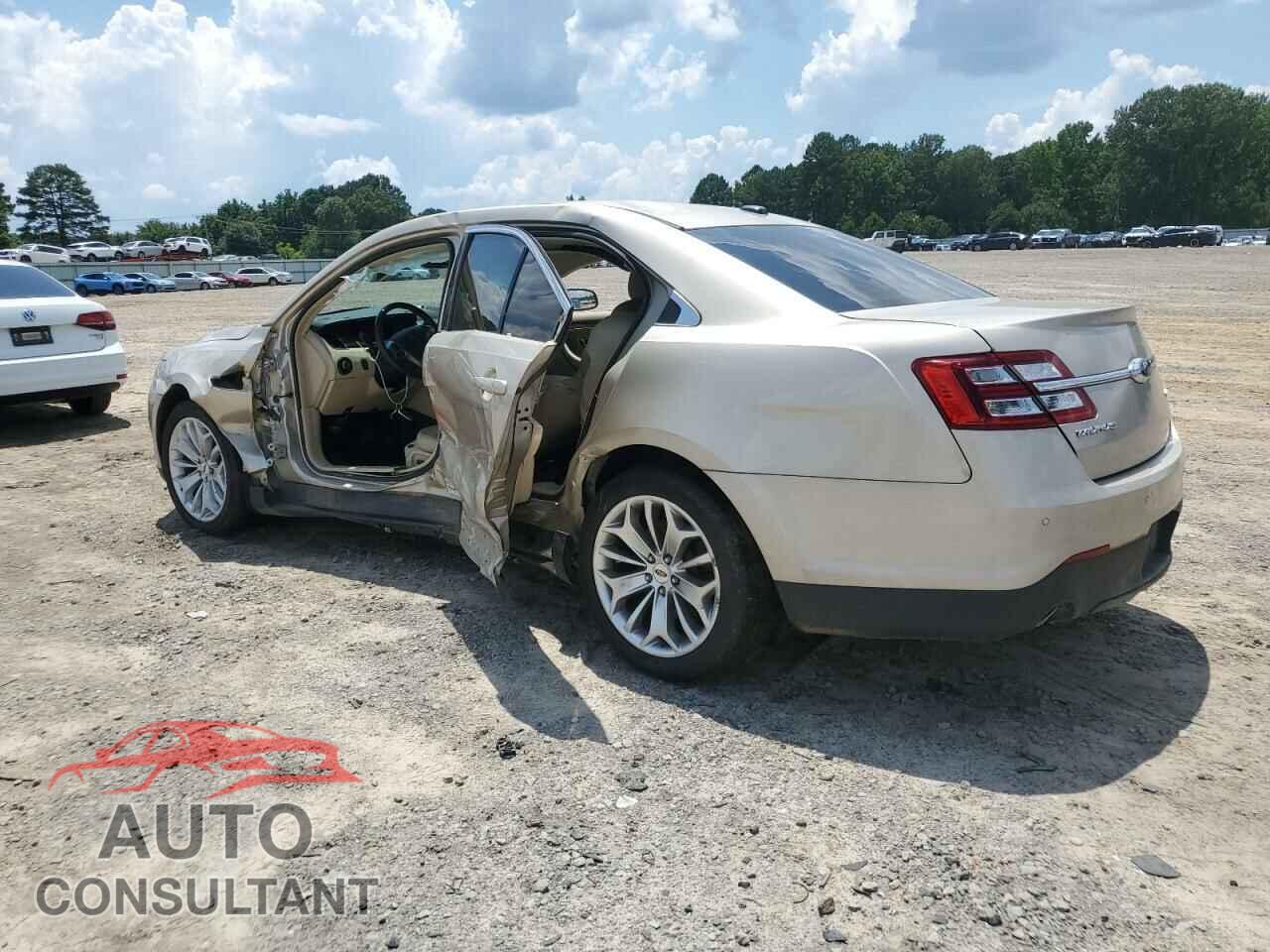 FORD TAURUS 2017 - 1FAHP2F84HG128211