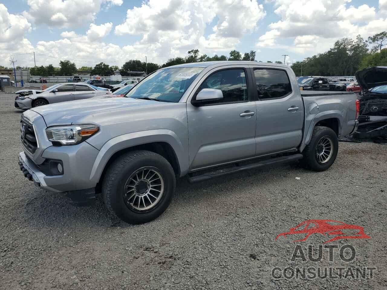 TOYOTA TACOMA 2017 - 5TFAZ5CN1HX040671