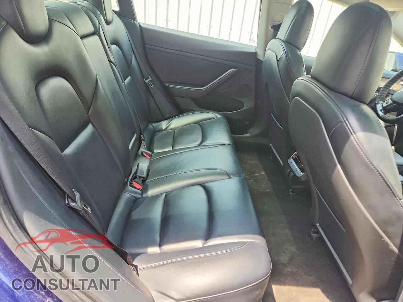 TESLA MODEL 3 2023 - 5YJ3E1EA5PF448669