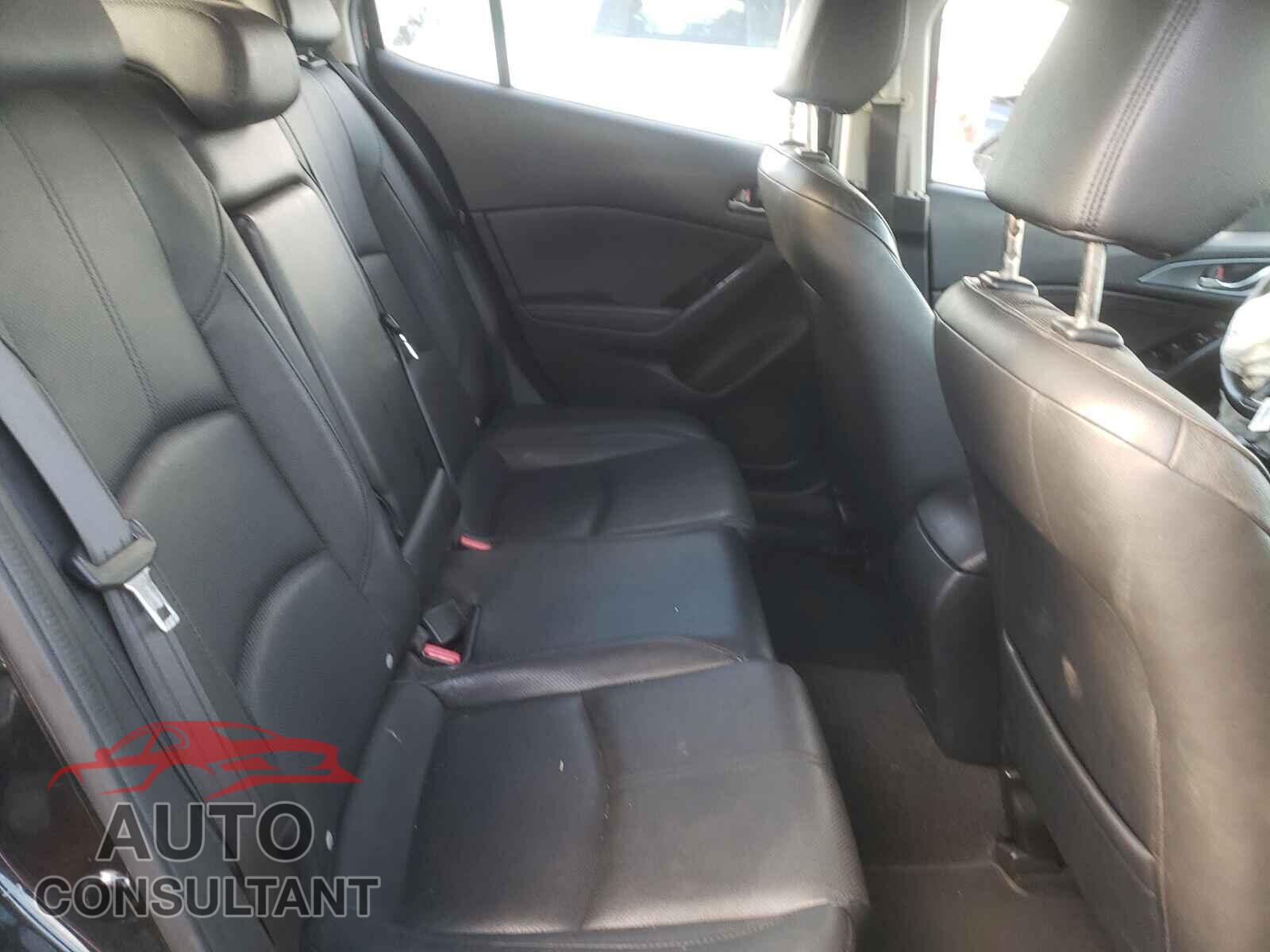 MAZDA 3 2017 - JM1BN1M34H1127103