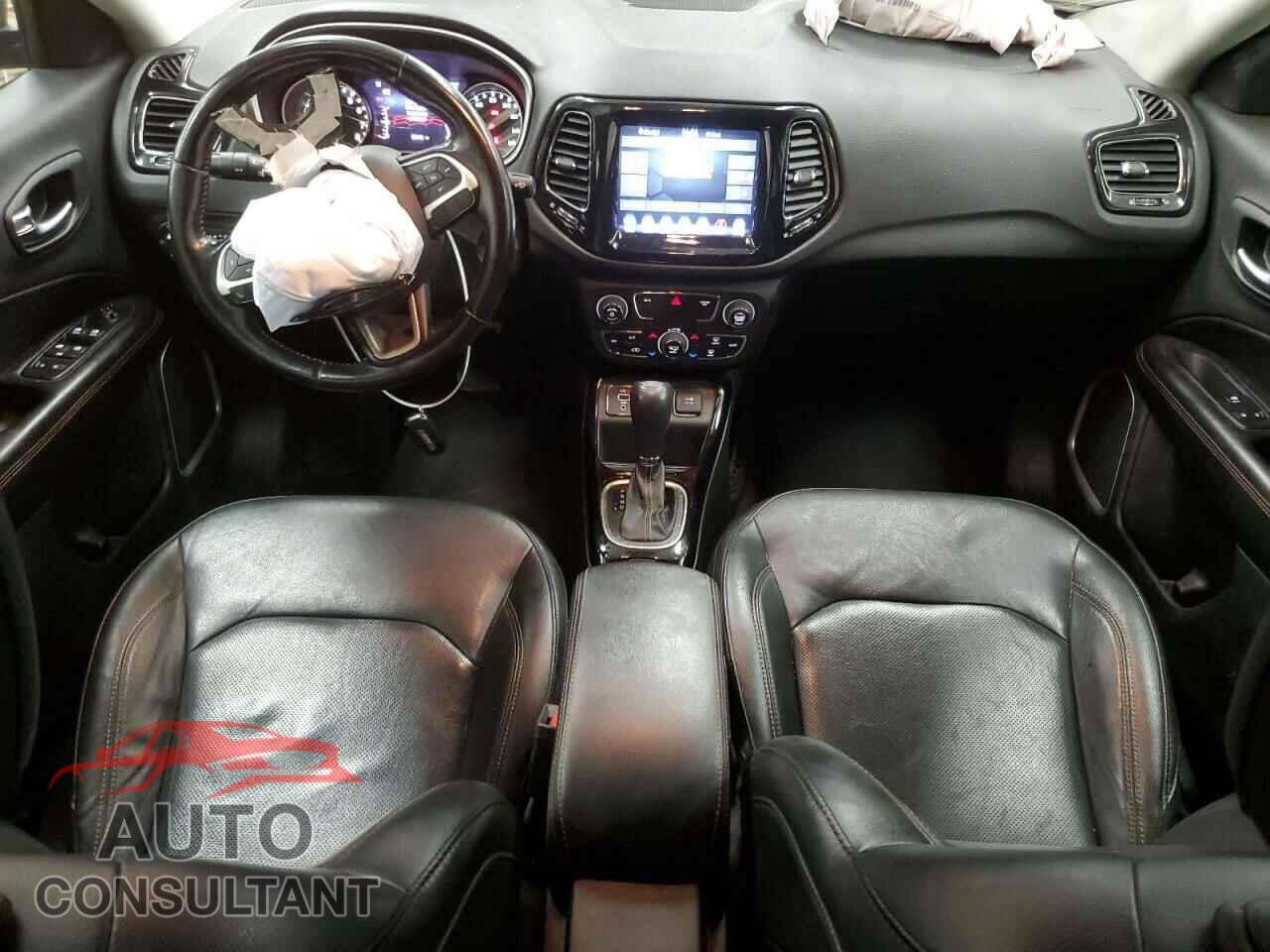 JEEP COMPASS 2020 - 3C4NJCCB4LT179846