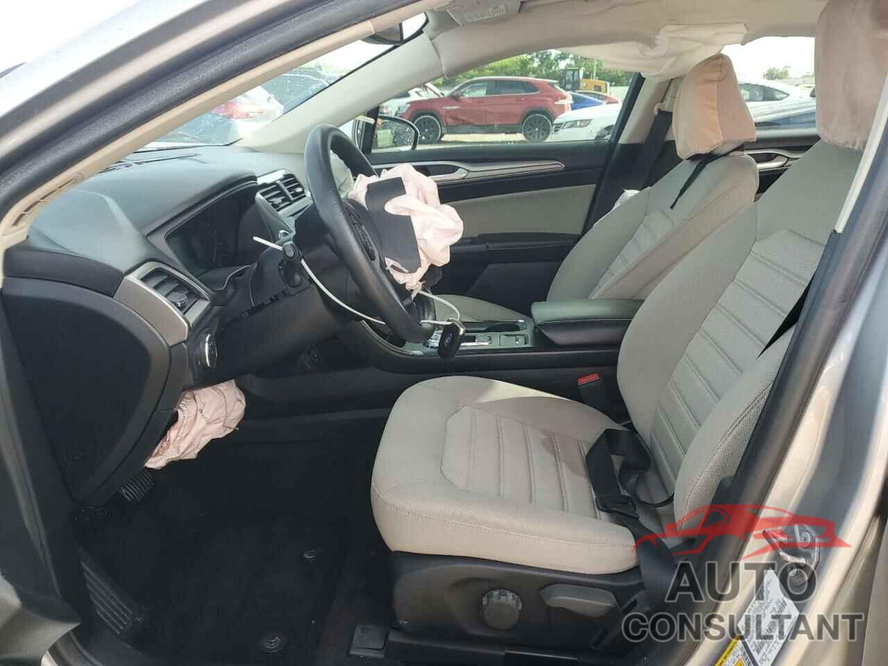 FORD FUSION 2020 - 3FA6P0G75LR220950