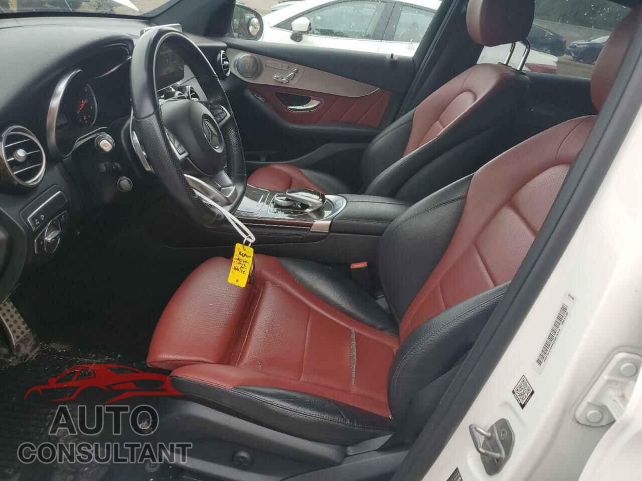 MERCEDES-BENZ GLC-CLASS 2017 - WDC0J4KB6HF262630