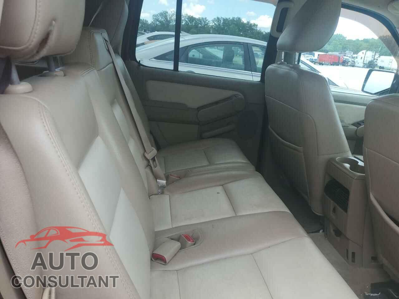 FORD EXPLORER 2010 - 1FMEU7EE2AUA87185