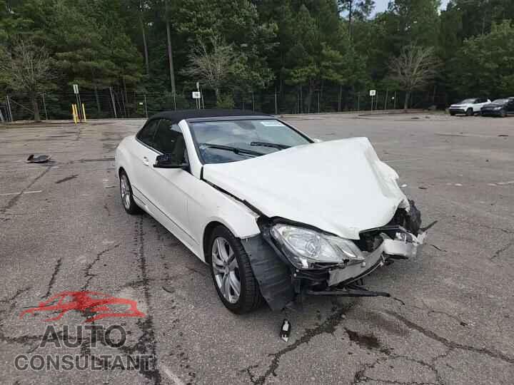 MERCEDES-BENZ E-CLASS 2011 - WDDKK5GF1BF097094