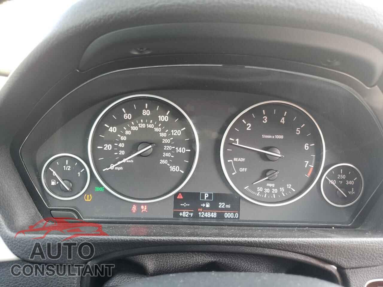BMW 3 SERIES 2017 - WBA8E5G32HNU43599