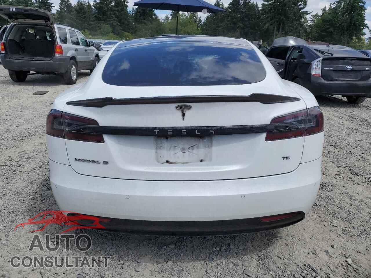 TESLA MODEL S 2017 - 5YJSA1E17HF193211