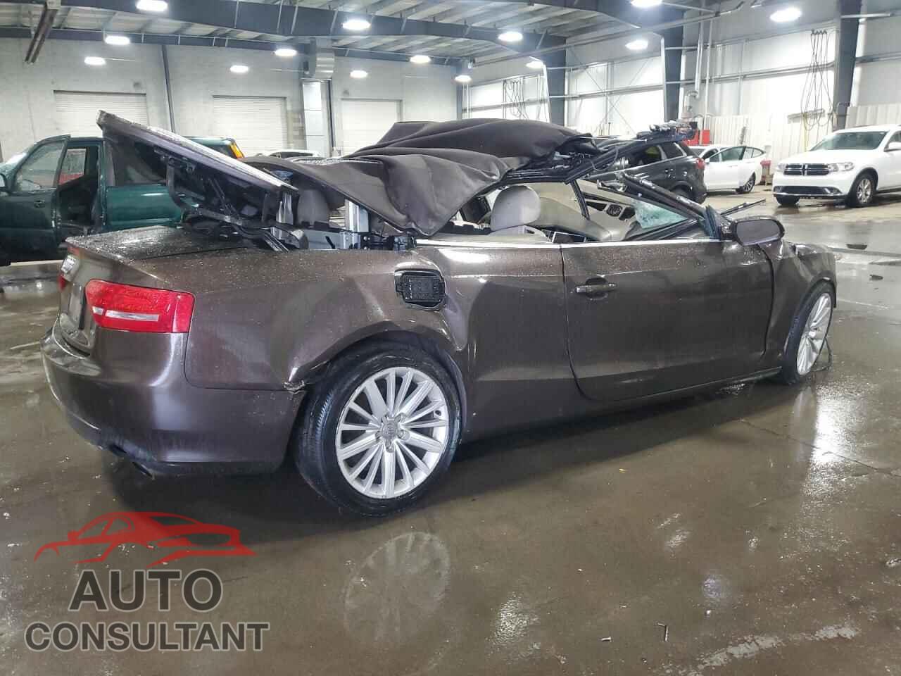 AUDI A5 2011 - WAULFAFH0BN013560