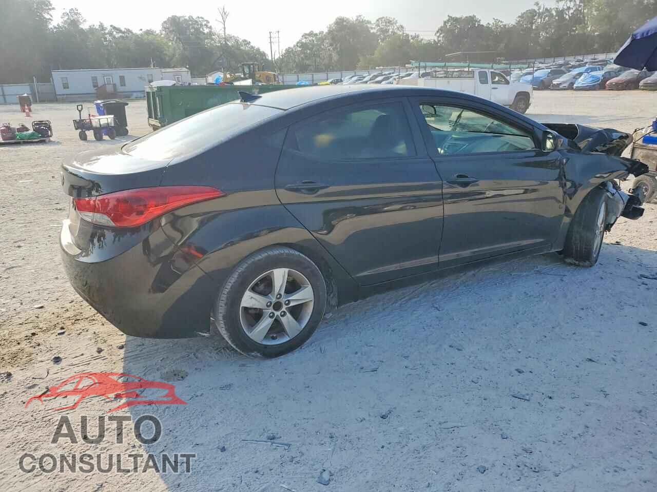 HYUNDAI ELANTRA 2012 - 5NPDH4AE5CH077210